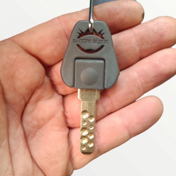 CHIAVE BLOCCASTERZO SAFETY BLOCK - Servizio di duplicazione e taglio chiavi di sicurezza online