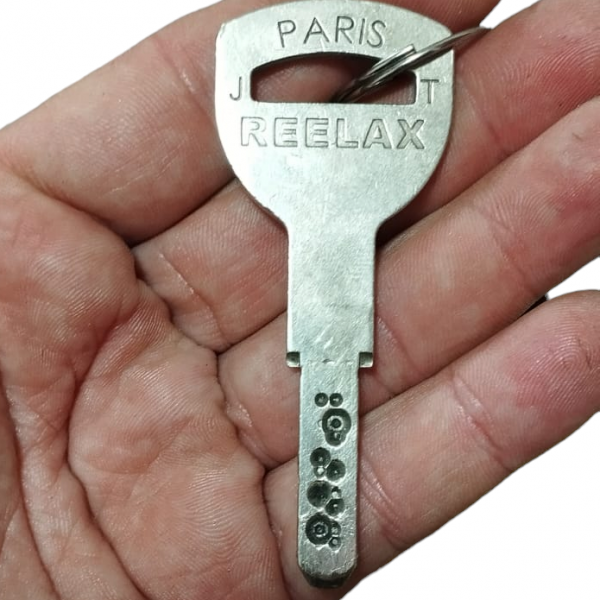 COPIA CHIAVE REELAX PARIS - Servizio di duplicazione e taglio chiavi di sicurezza online